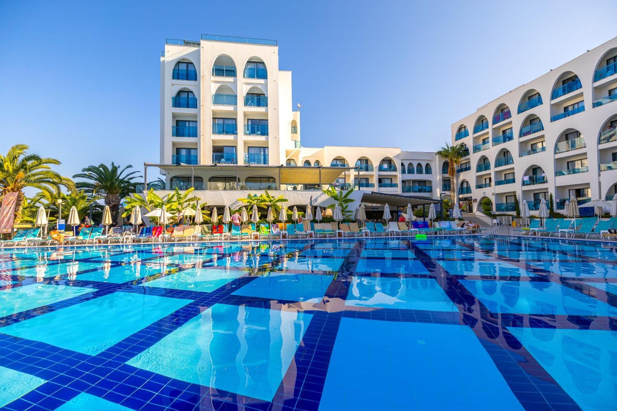 Infinity By Yelken Aquapark&Resorts Kusadası Exteriör bild