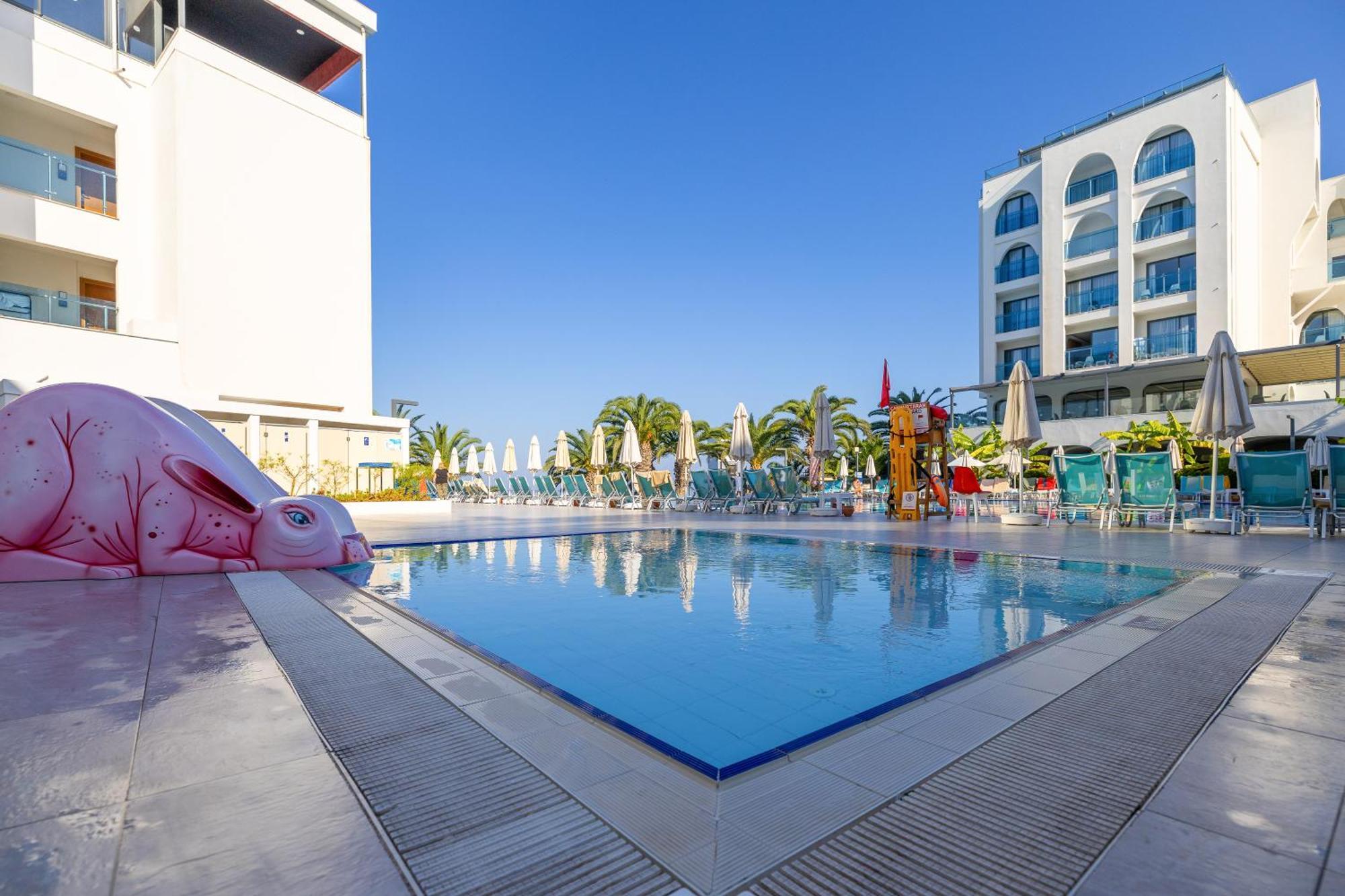 Infinity By Yelken Aquapark&Resorts Kusadası Exteriör bild