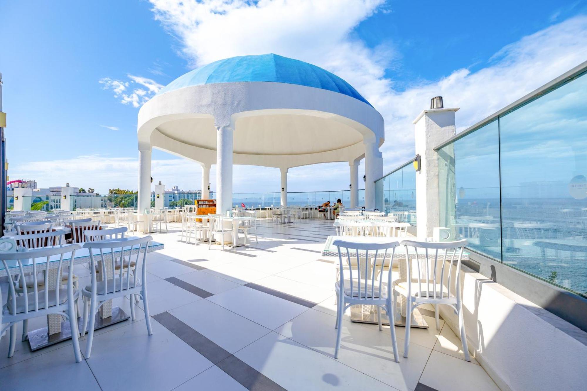 Infinity By Yelken Aquapark&Resorts Kusadası Exteriör bild