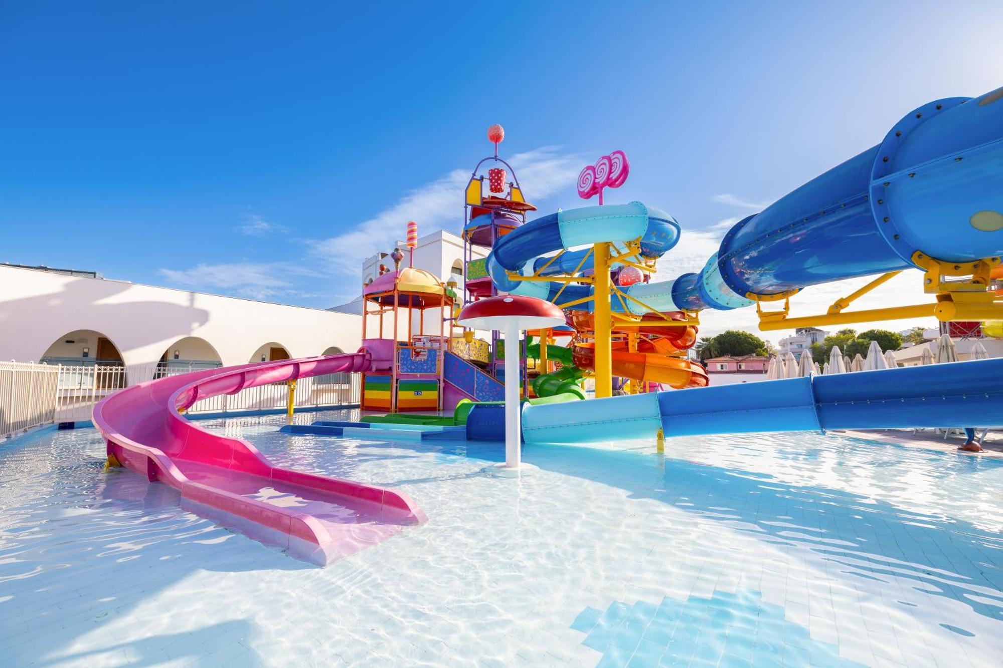 Infinity By Yelken Aquapark&Resorts Kusadası Exteriör bild